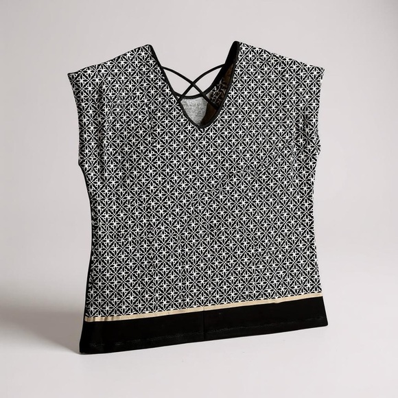 Christopher & Banks Black and White Patterned Blouse - Picture 2 of 3